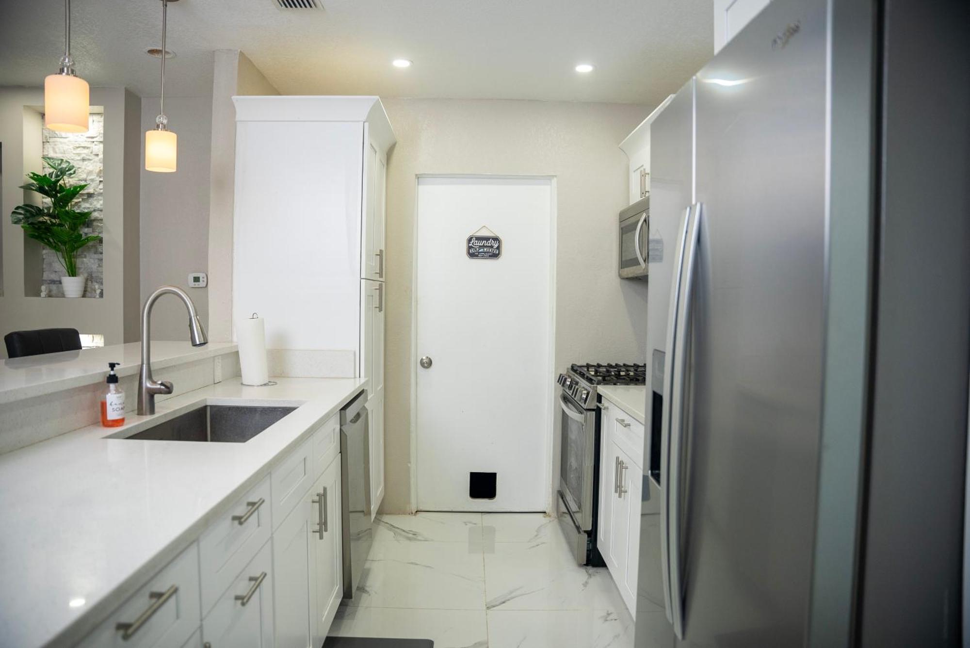 Stunning Modern Home In Tampa With Pool - Just 5 Minutes From Airport! Esterno foto