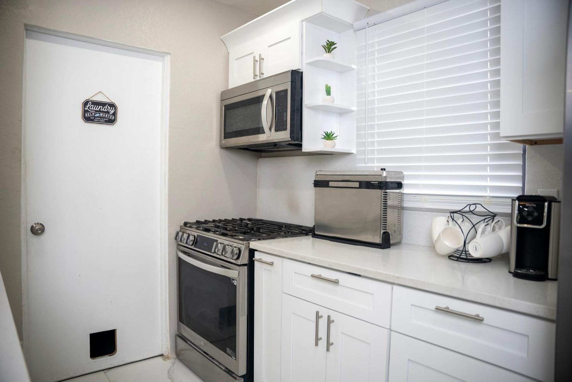 Stunning Modern Home In Tampa With Pool - Just 5 Minutes From Airport! Esterno foto