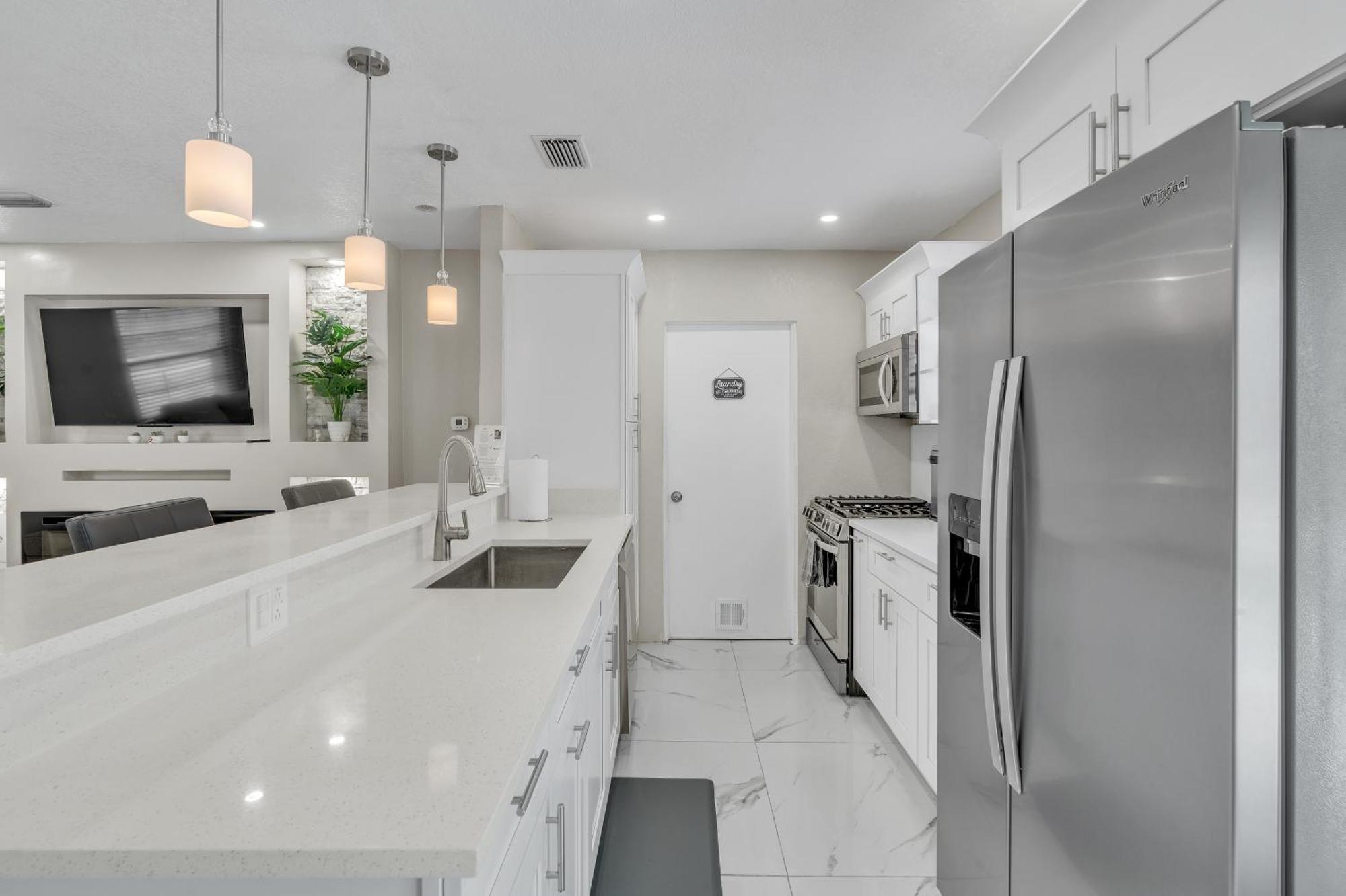 Stunning Modern Home In Tampa With Pool - Just 5 Minutes From Airport! Esterno foto