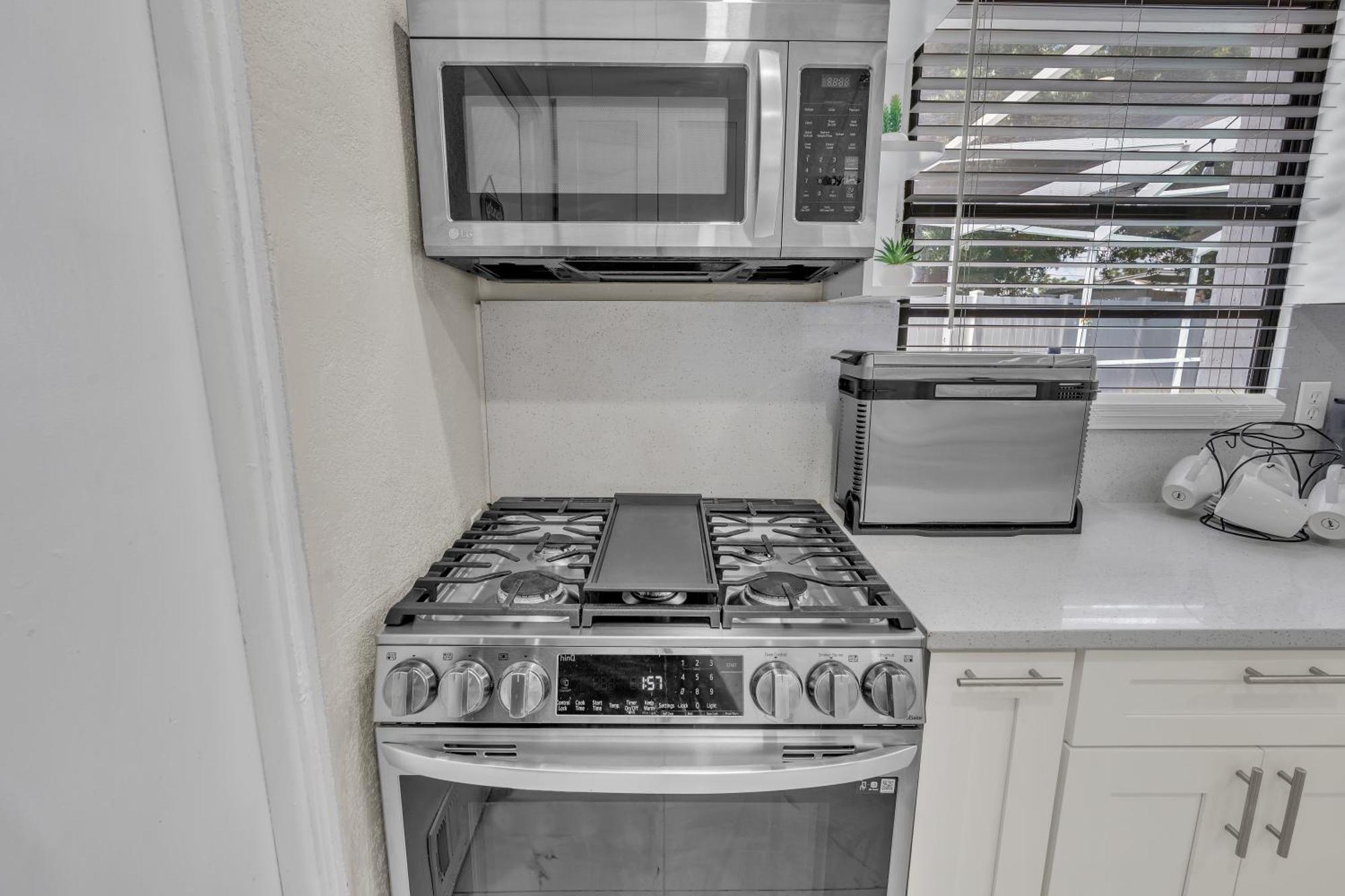 Stunning Modern Home In Tampa With Pool - Just 5 Minutes From Airport! Esterno foto