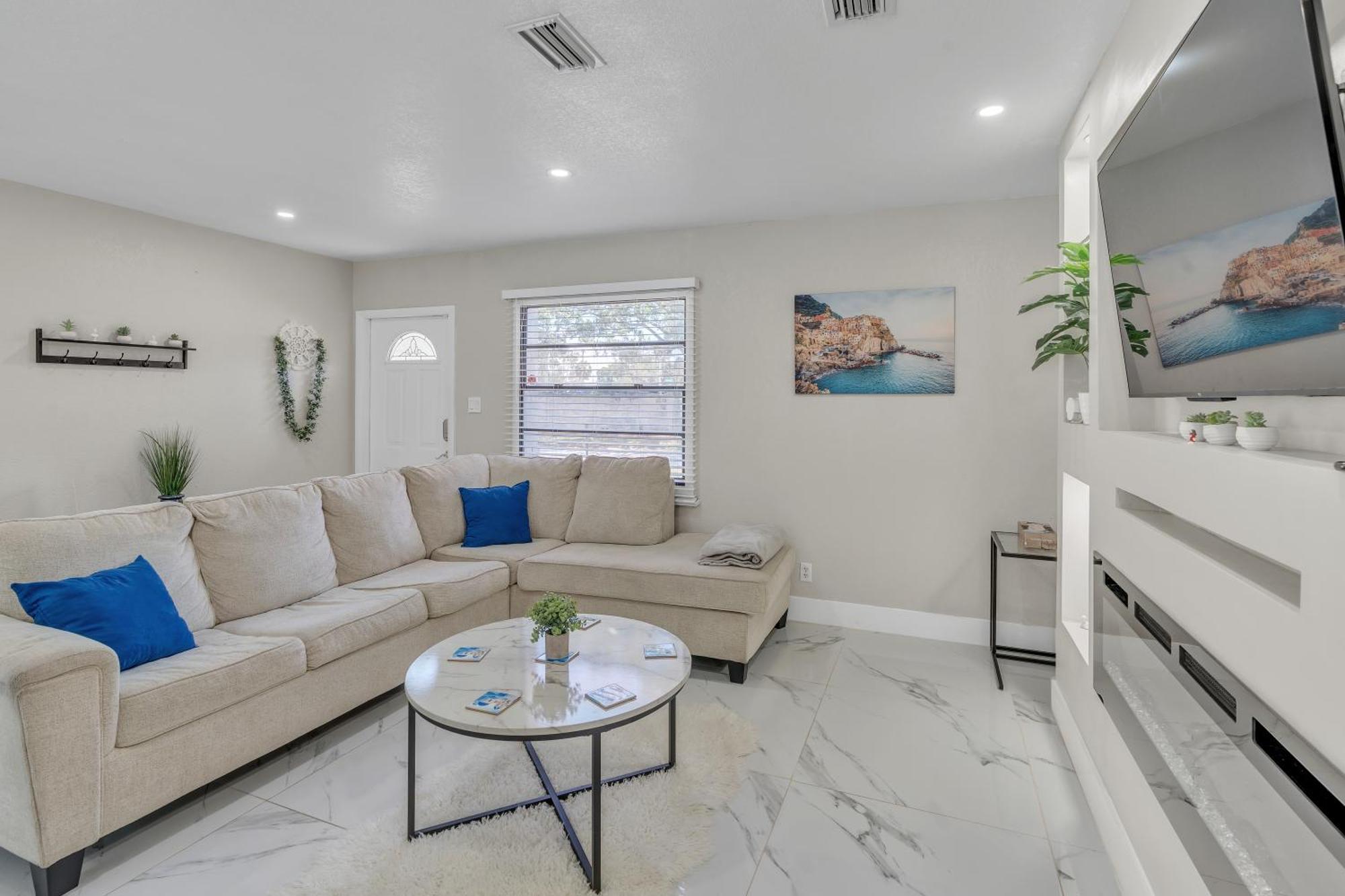 Stunning Modern Home In Tampa With Pool - Just 5 Minutes From Airport! Esterno foto
